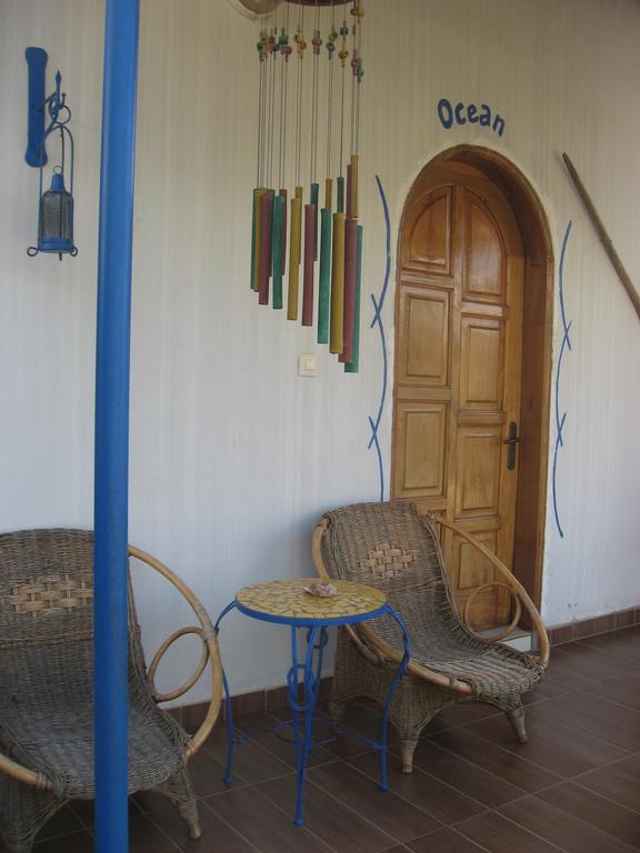 Babao Hotel Мбур Стая снимка